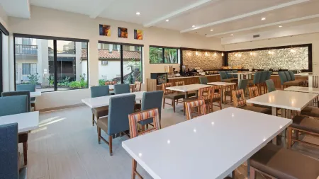 Best Western Carlsbad by the Sea
