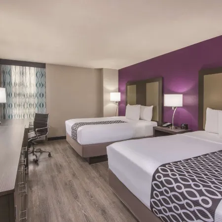 La Quinta Inn & Suites by Wyndham Festus - St. Louis South