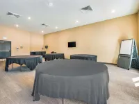 Comfort Suites Marysville Columbus - Northwest Hotels in Union County