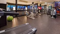 Seven Oaks Hotel Regina, SureStay Collection by Best Western - 피트니스 시설