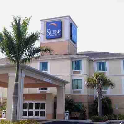 Sleep Inn & Suites Port Charlotte-Punta Gorda Hotel Exterior