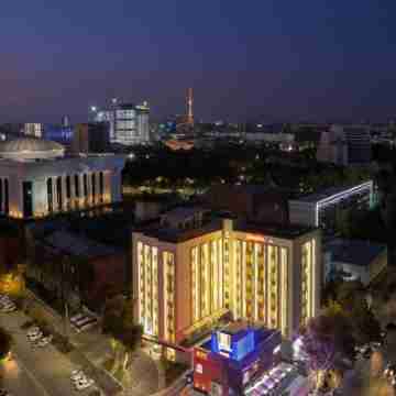 Hampton by Hilton Tashkent Hotel Exterior