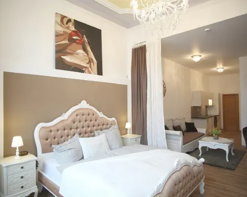 Apartment Paris up to 3 People Hotels in Unstrut-Hainich-Kreis