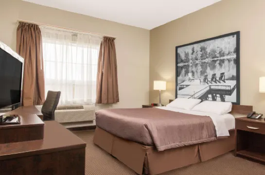Super 8 by Wyndham Red Lake ON