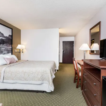 Super 8 by Wyndham Kalispell Glacier National Park
