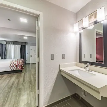 Red Roof Inn Dallas - Mesquite/ Fair Park NE