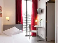 Hotel Medicis