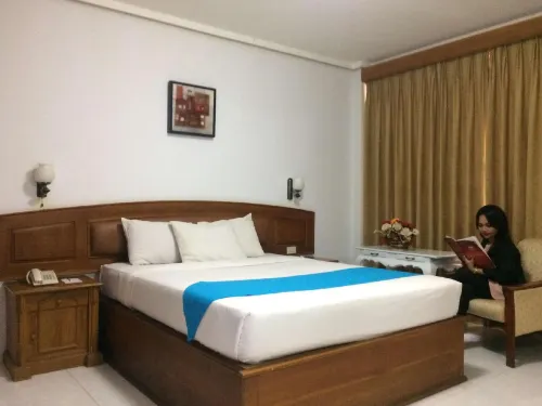 Athaya Hotel Kendari Hotels in Mandonga
