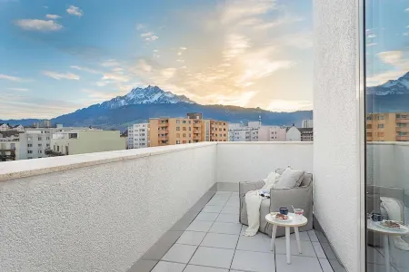 VISIONAPARTMENTS Lucerne - contactless check-in Отели рядом с достопримечательностью «Бюргеншток»