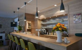 Landhotel Salmen - Housity