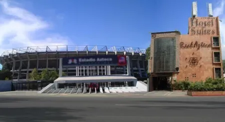 Hotel Real Azteca Отели в г. Койоакан