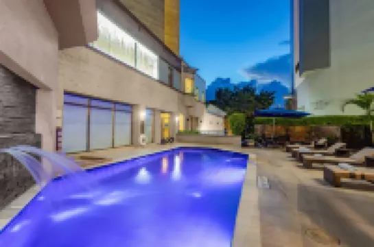 麥德林福朋喜來登酒店