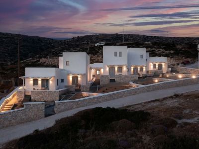 Camvillia Donoussa Village Suites