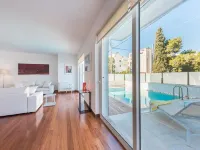 Welcome to Lumen Villa the First of the Adelos Trilogy - Huvilat
