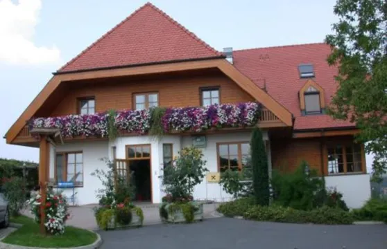 蔚蘭德霍夫酒店