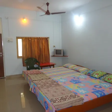 Hotel Anjali Lodge Malvan