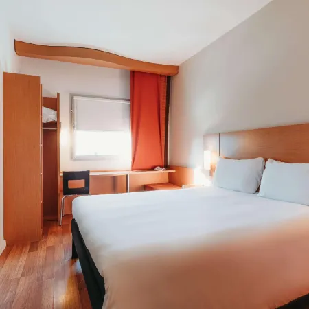 Ibis Tanger City Center