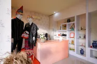 RedDoorz Plus @ Jalan FL Lumban Tobing Sibolga Hotel a Central Tapanuli Regency