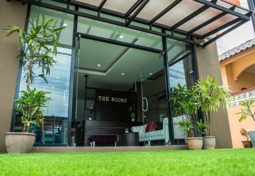 3. 더 룸 레지던스..