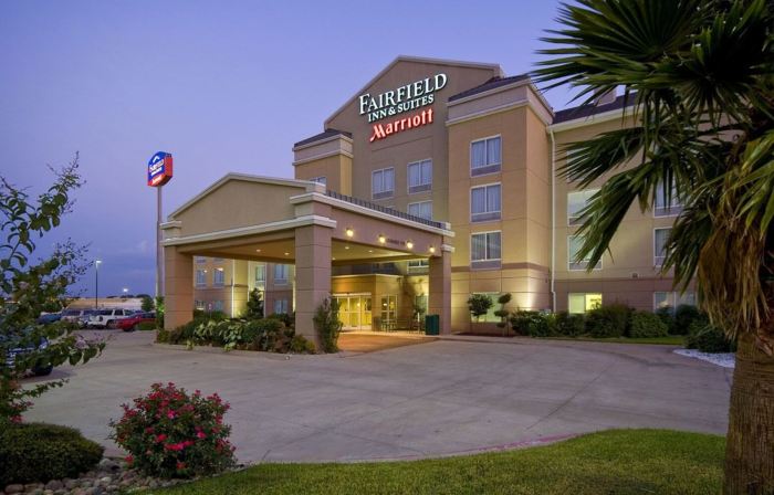 Fairfield Inn & Suites Waco North