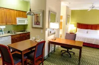 Homewood Suites by Hilton College Station Hotel di College Station