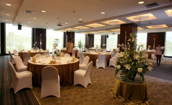 President Executive Club Бизнес-удобства Photos