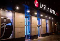 Jaslin Hotel Hotels near Midway International Airport