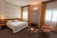 Le Manoir