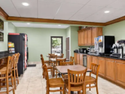 Microtel Inn & Suites by Wyndham Woodstock/Atlanta North Hotéis em Cherokee County