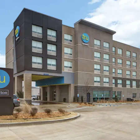 Tru by Hilton Oxford
