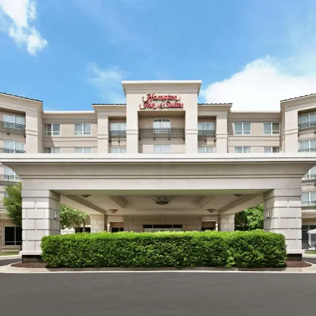 Hampton Inn & Suites Washington-Dulles International Airport