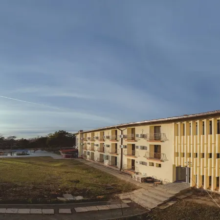Q Hotel Отели рядом с достопримечательностью «Спа-комплекс Mangalia»
