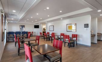 Comfort Inn & Suites Bennett
