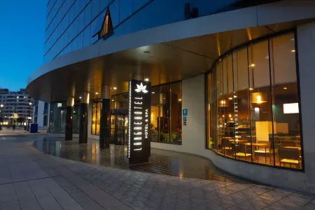Azz Asturias Langrehotel & Spa Отели в г. Нава