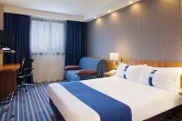 Holiday Inn Express CAMPO DE GIBRALTAR - BARRIOS by IHG - parkir