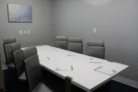 Holiday Inn & Suites BOTHELL by IHG - Business