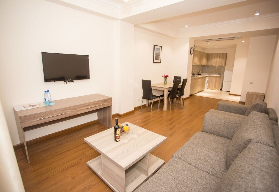 2. 웰컴 시티 센터..