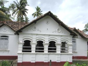 The Colonial Villa