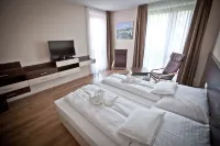 Ezüsthíd Hotel Hotels in Veszprem