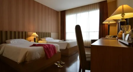 Istana Hotel
