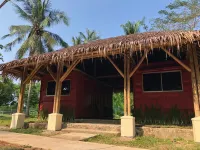 Lalasa Container Inn
