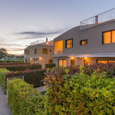 Maj Premium Residence