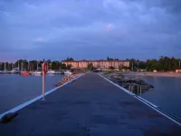 Royal Harbour Resort Hotel a Grey County