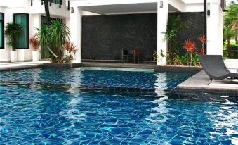 Kamala Regent 2 Bedrooms Apartment