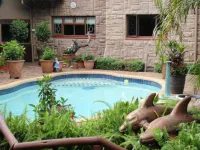 La Rochelle Inn, Richards Bay - Pools