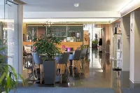 Hotel Zena Beauty & Shopping Center - bar