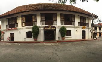 Vigan Plaza Hotel