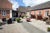Hostel Rudbøl فنادق في 