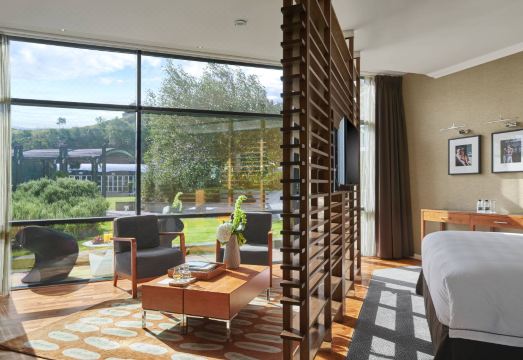 The Glasshouse, Autograph Collection Hotel Overview