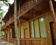 White Coral Beach Resort Hotels near Trail to Elephant Beach